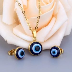 Evil blue eyes pendant set